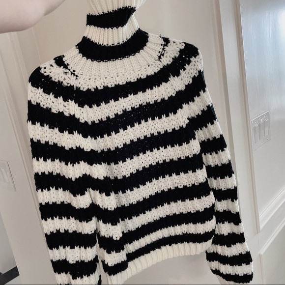 Sweater - Picture 2 of 2